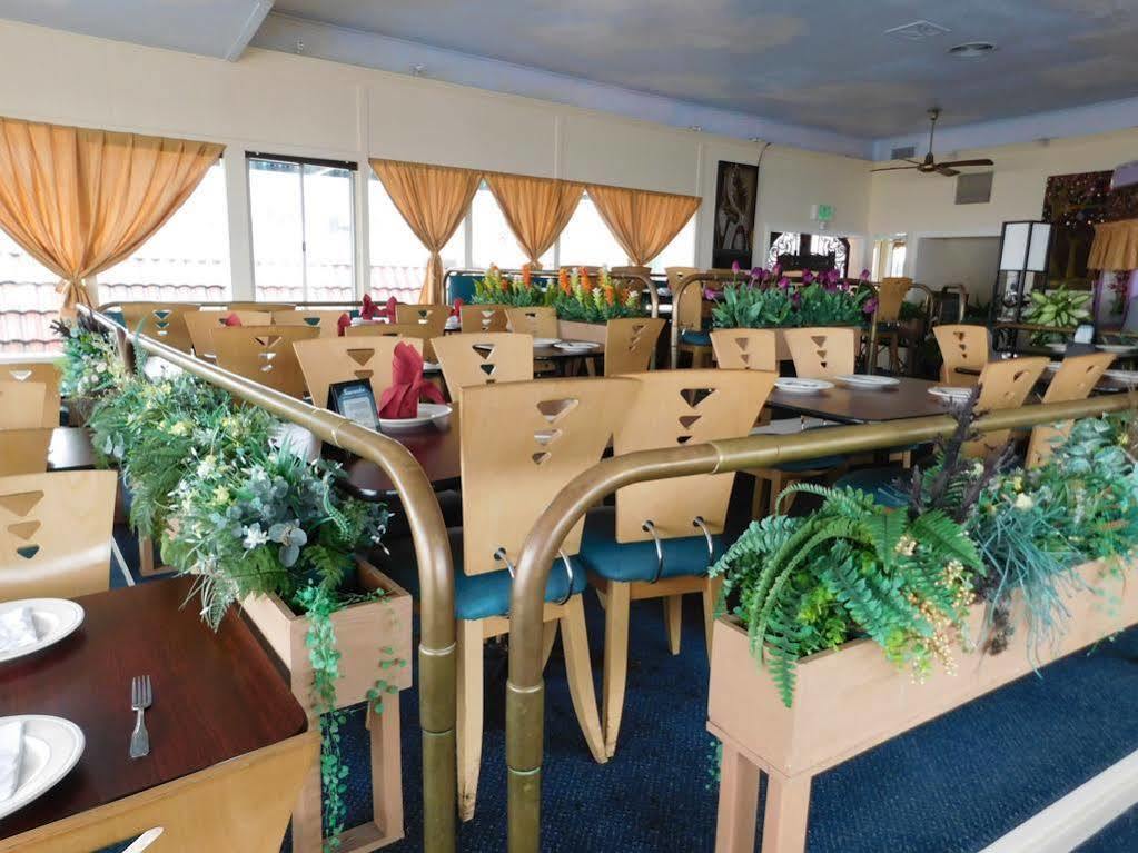 Casablanca Inn On The Beach Санта Круз Екстериор снимка